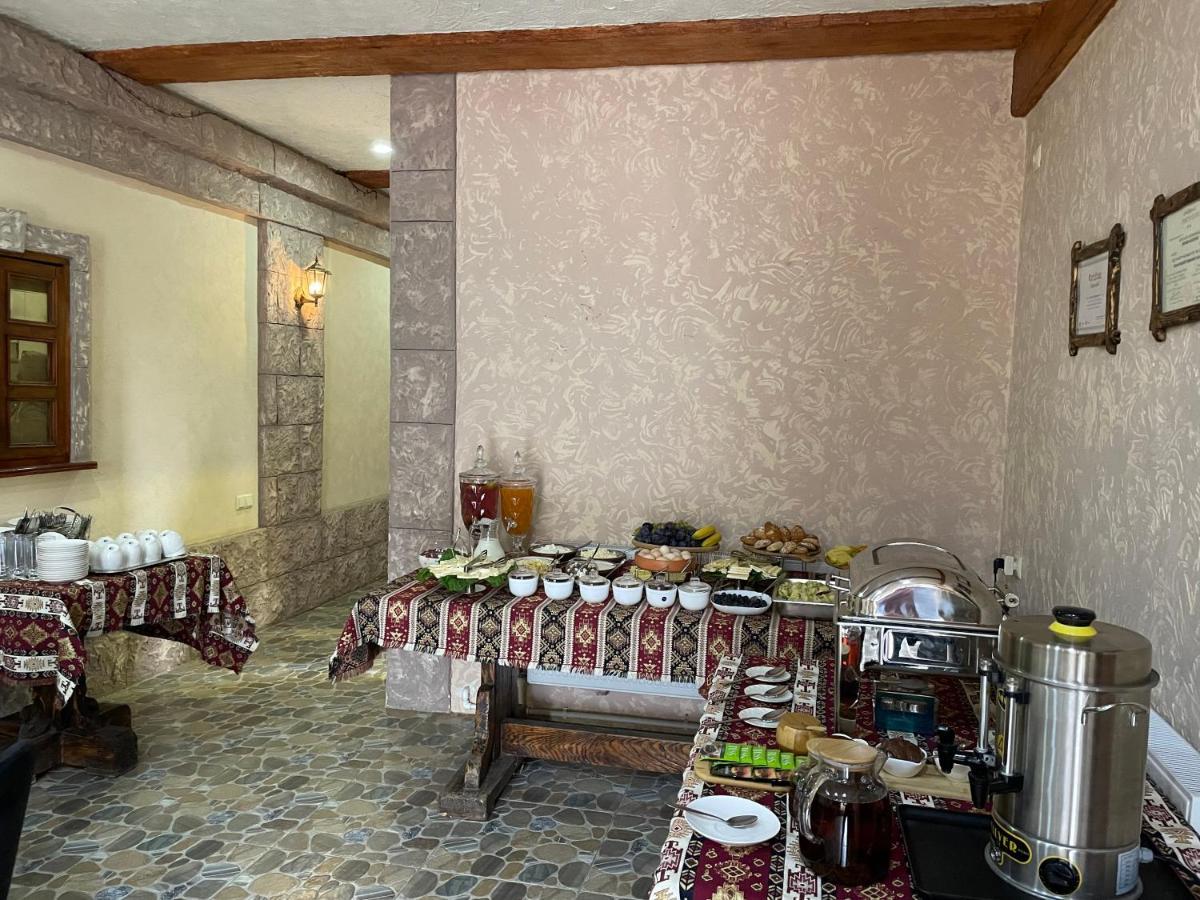 Kamar Hotel Iczewan Zewnętrze zdjęcie